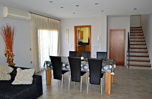 Sant Pere Pescador Chalet De Esquí | Casa Bon Relax 1 - A/A, piscina privada, jardín, barbacoa, parking. Costa Brava