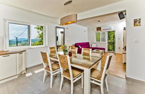 Citluk Casa | House Brapa