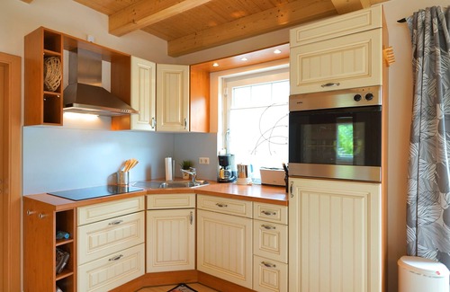 Wackersdorf Chalet De Esquí | House by the lake, vacation by the lake vacation home