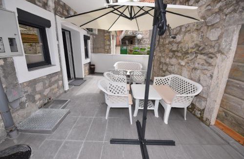 Lepetane Casa | House by The Sea