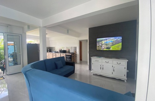 Tartane Cabaña | House by the sea