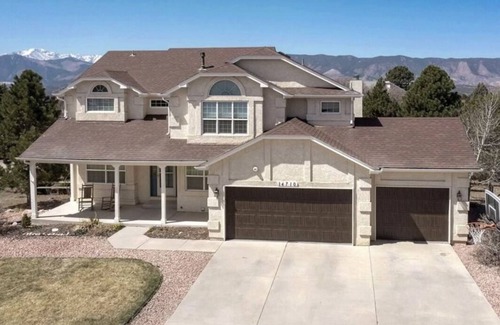 Gleneagle Casa | House - Colorado Springs Near USAFA