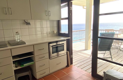 Soto Casa | House directly on the Caribbean Sea with private beach and breathtaking views.