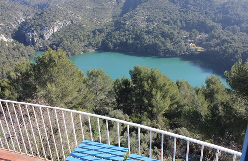 Le Revest-les-Eaux Casa | Casa (F6) pueblo provenzal, a 15 minutos de la playa, vista tranquila e incomparable del lago
