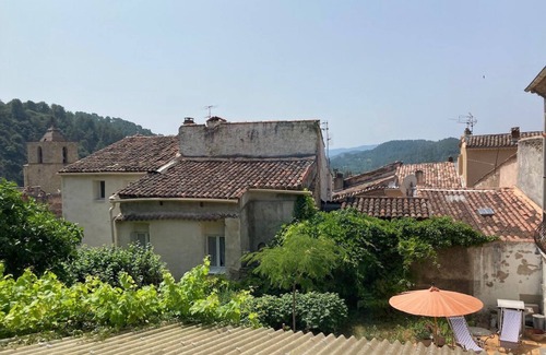 Barjols Casa | House for 4 people in the heart of the village of Barjols