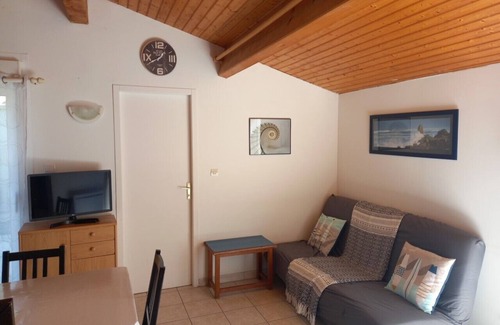 Le Chateau-d'Oleron Casa | House 6 people - Small residence with swimming pool