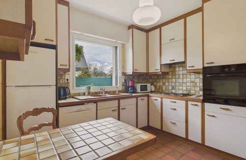 Fouesnant Chalet De Esquí | Casa para 6 con jardín, en el centro de Fouesnant