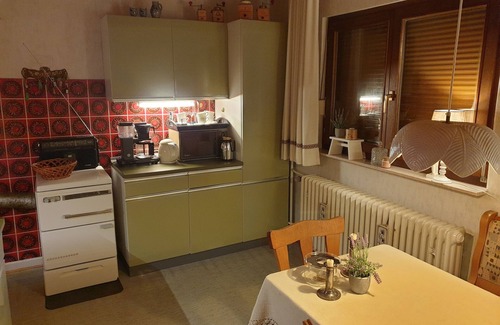 Schwalefeld Casa | House for 8 persons. 5 bedrooms, 2 bathrooms, 3 toilets with garage/garden.
