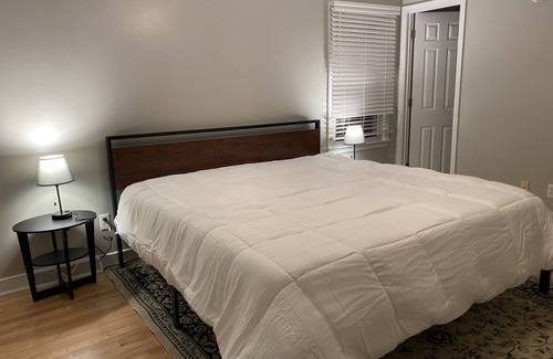 Charlottesville Casa | House for group of 8 or 9