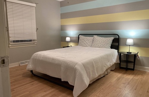 Charlottesville Casa | House for group of 8 or 9