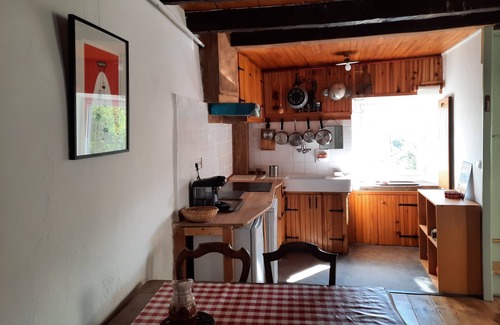 Saint-Pierre-dels-Forcats Casa | House in the heart of the village