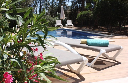Santa Margalida Cabaña | Casa ideal para familias con niños, amplio jardín con piscina y zona de juegos