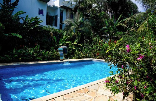 Praia do Toque-Toque Pequeno Casa | House in a gated community in São Sebastião: 180 m from Toque-Toque beach