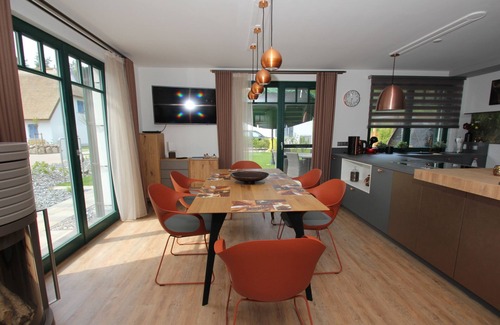 Glowe Casa | House in a great location with garden, terrace and private sauna - Ferienhaus Seehund
