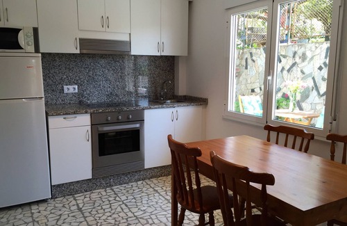 Teis Casa | Casa en zona tranquila y vistas a la ría.