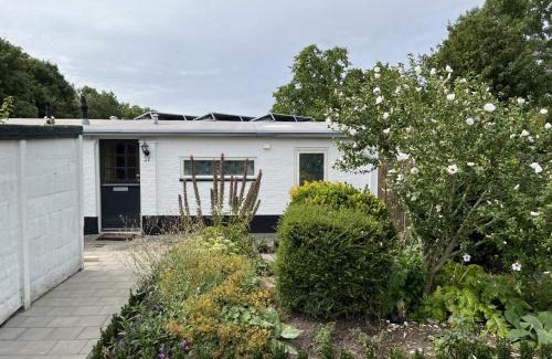 Bruinisse Apartamento | House in a quiet location in Zeeland 2