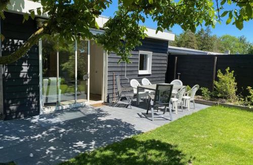 Bruinisse Apartamento | House in a quiet location in Zeeland 2
