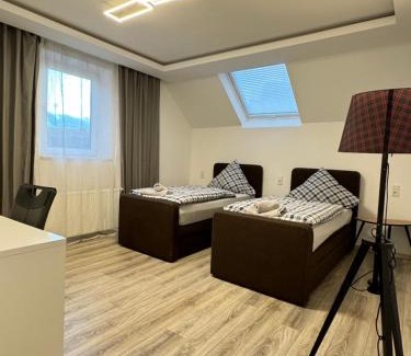 Katernberg Apartamento | House-In Apartments - Free Parking - WiFi - Kitchen