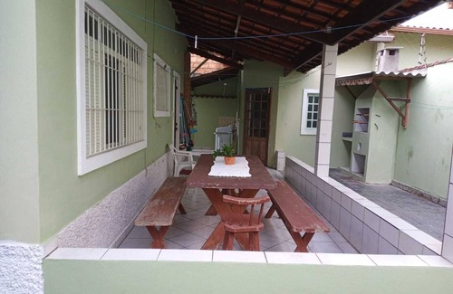 Itanhaem Casa | A ras del suelo en Belas Artes