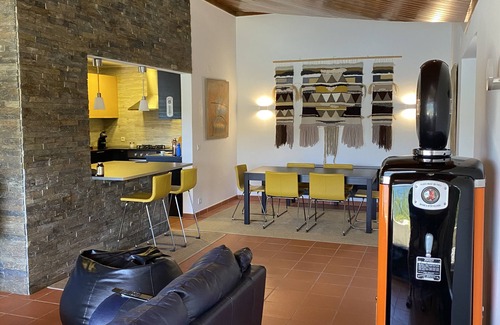 Ferreira do Zezere Villa | Casa en Castelo de Bode, lago azul