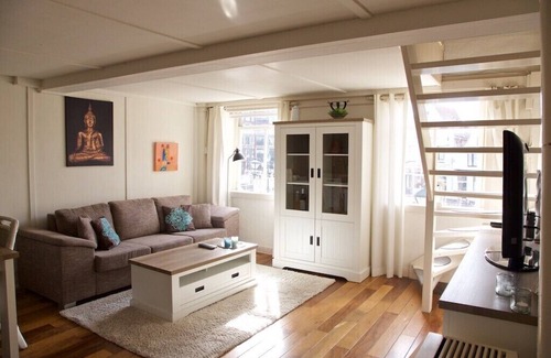 Alkmaar Casa | Casa en el centro de Alkmaar, en Kanalen sistema (Opción: con el barco)