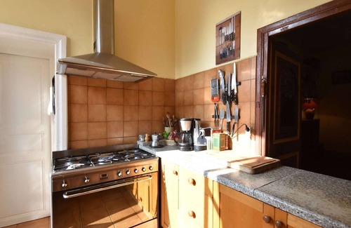Saint-Aubin-sur-Loire Villa | Casa en Borgoña con Piscina Privada