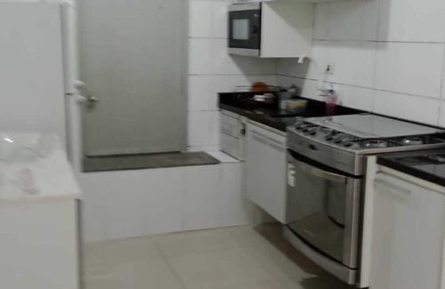 Itarare Casa | House in front of Itararé beach, sleeps 6 people