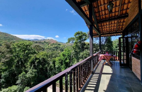 Itaipava Cabaña | House in gated community