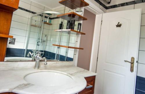 Lakithra Casa | House in Lakithra