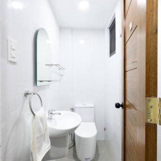 Valenzuela Casa | House in Makati, Poblacion