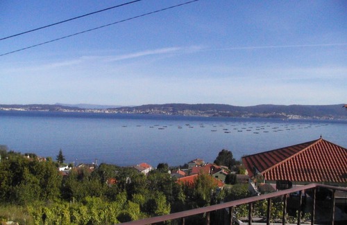 Bueu Casa | Casa en Pazo Gallego con vistas al mar y jardin