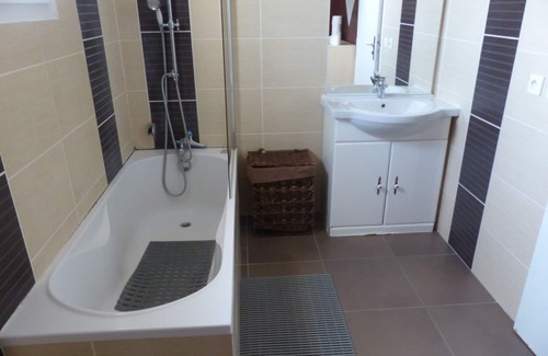 Saint-Andre-de-Sangonis Casa | House in quiet subdivision