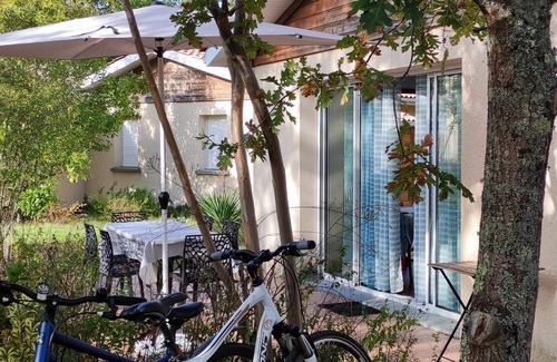 Hourtin Port Casa | casa en residencia con piscina