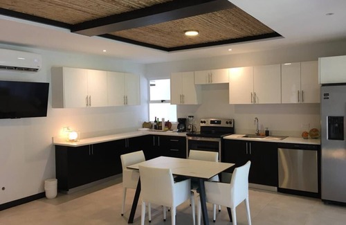Cerro Plano Complejo | House in resort Ciudad Del Mar one street from beach in Jacó. Multiple amenities