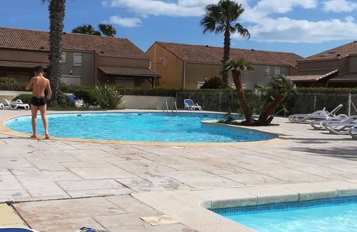 Vendres Casa | House in secure residence with swimming pool
