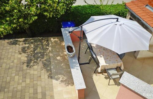 Starigrad Apartamento | House in Starigrad near Paklenica Park