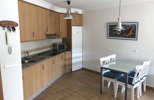 Granadilla de Abona Apartamento | Vivienda en Tenerife, La Tejita, cerca del mar, piscinas, terraza,jardín,wifi