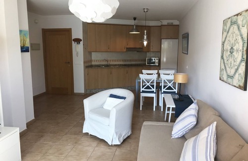 Granadilla de Abona Apartamento | Vivienda en Tenerife, La Tejita, cerca del mar, piscinas, terraza,jardín,wifi