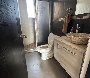 Tequesquitengo Casa | House in Teques Rooftop with view and pool for 15