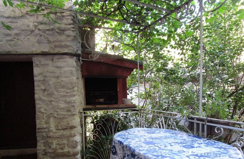 Fontaine-de-Vaucluse Casa | Casa en el pueblo en un remanso de paz y verdor. Descanso !!