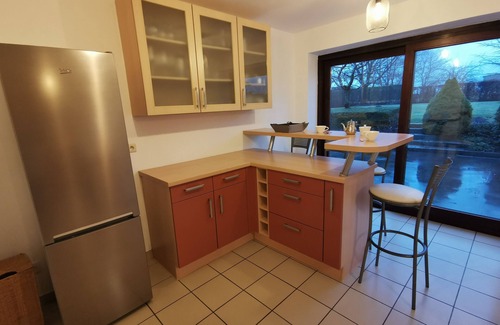 Profondeville Casa | Casa en el campo, idealmente ubicada entre Namur y Dinant