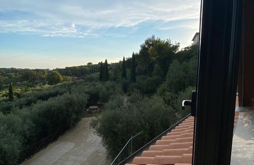 Minturno Casa | House in the hills overlooking the sea between Rome and Naples, with wonderful pool among olive trees
