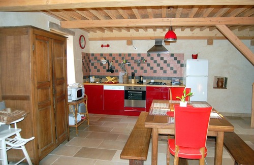 Quarre-les-Tombes Casa | casa en el parque natural de Morvan en quarre les tombes para 8 personas