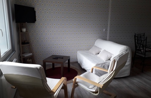 Mardeuil Casa | house in the center of the vineyards