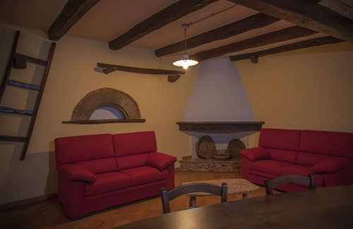 Fonni Casa | Casa en las montañas Antico Restauro.