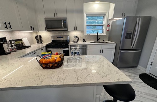 Des Plaines Casa | House in the Park