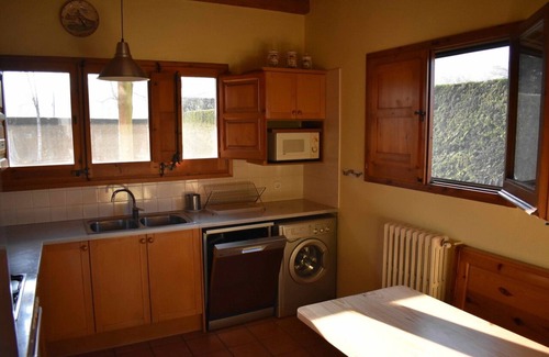 Joanetes Cabaña | casa en la vall d'en bas, cerca carril bici-piscinas gratis. Fantásticas vistas.
