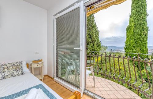 Ankaran Casa | House In The Vineyards - Happy Rentals