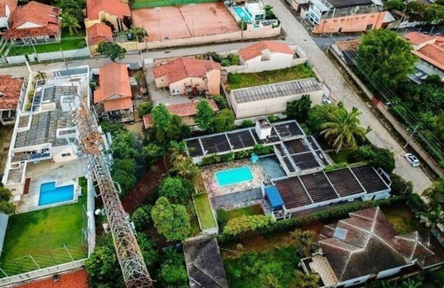 Lorena Casa | House in upscale neighborhood with barbecue and pool in Lorena-SP