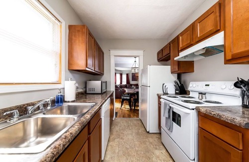 Lansing Casa | House Jerome| If only for a Knight